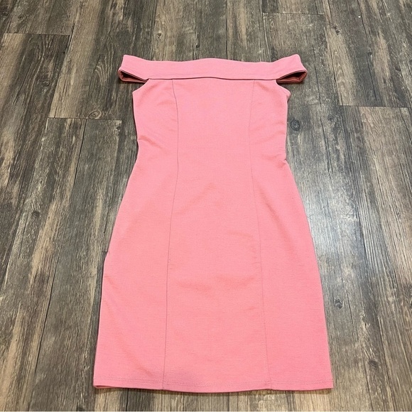 Forever21 Off Shoulders Bodycon Short Dash Of Pink Dress Back Zip Size S - Picture 3 of 10